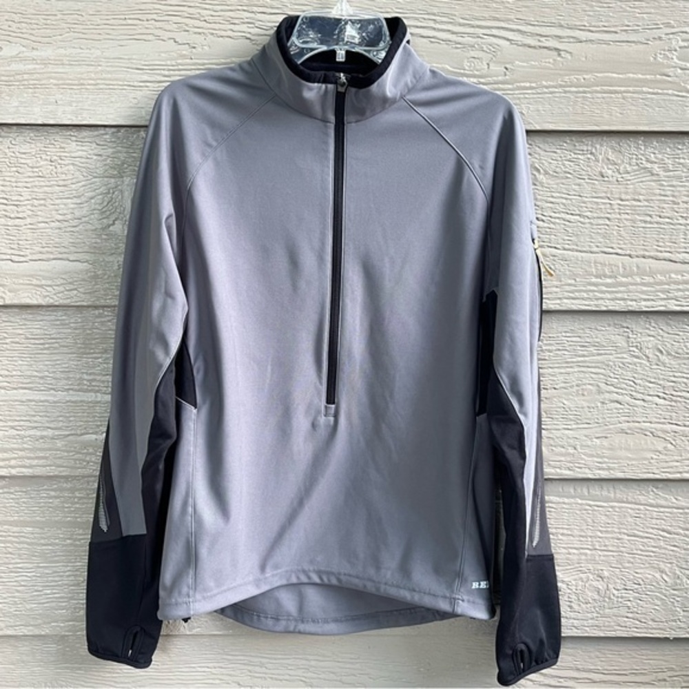REI Gray Black Pullover Jacket‎ Men Medium Zip Pocket Reflective Thumbholes